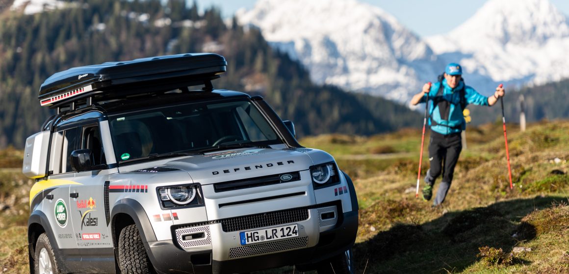 Land Rover Defender hỗ trợ cuộc đua  mạo hiểm khắc nghiệt nhất thế giới
