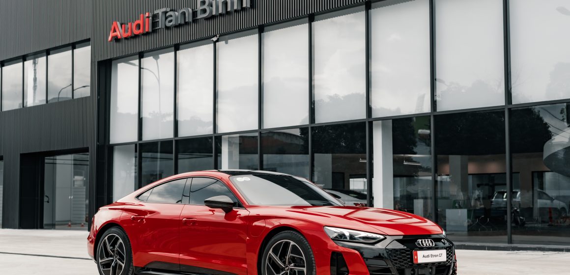 Chi tiết Audi e-tron GT quattro đầu tiên tại Việt Nam