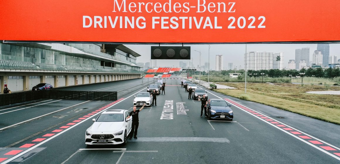 Lễ hội trải nghiệm đẳng cấp với 14 dòng xe Mercedes-Benz