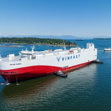 Lô xe Vinfast VF 8 đầu tiên cập cảng Canada